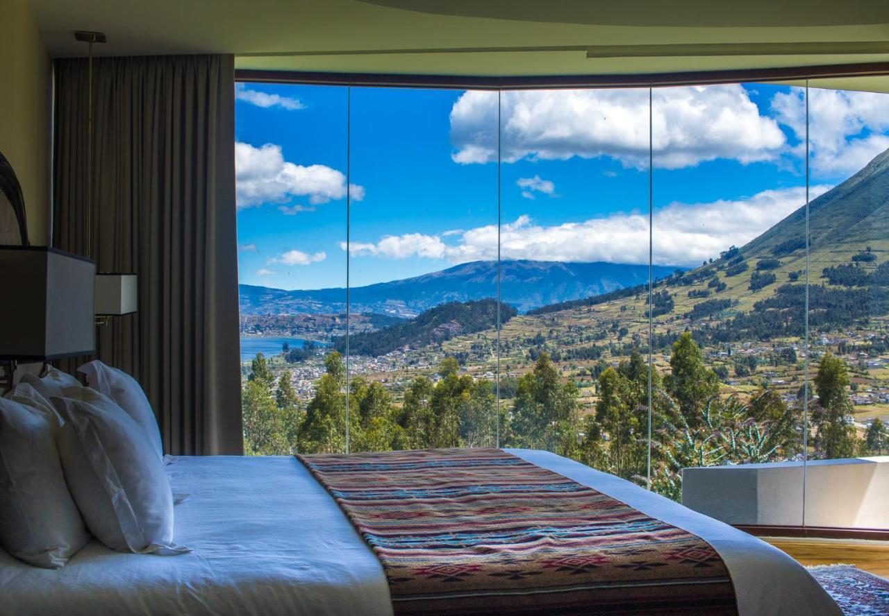 Hotel Medina Del Lago Отавало Экстерьер фото