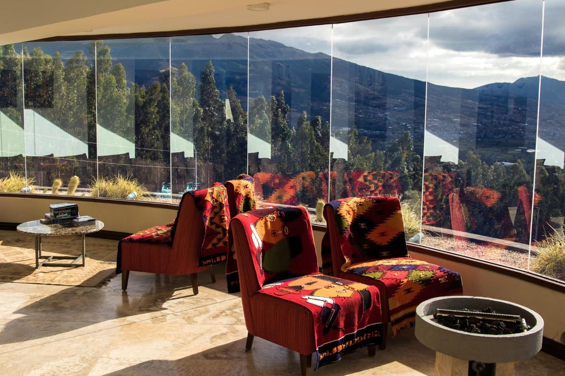 Hotel Medina Del Lago Отавало Экстерьер фото