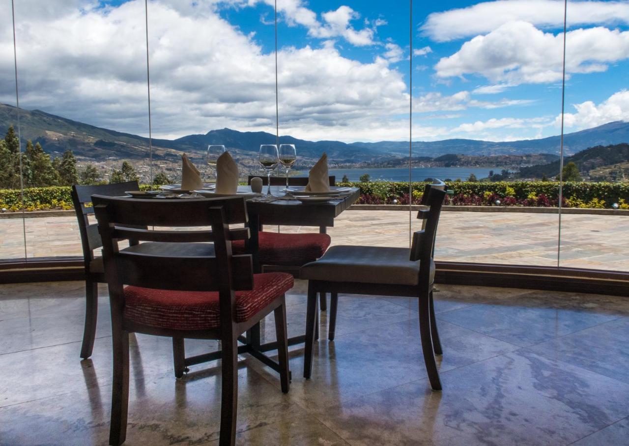 Hotel Medina Del Lago Отавало Экстерьер фото